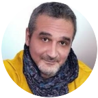 Fotografie autor Sebastian Lăzăroiu