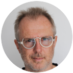 Fotografie autor Milton Cameron