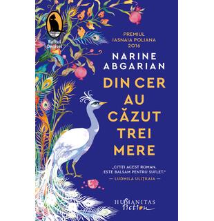 Din cer au căzut trei mere