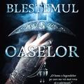 Copertă produs Blestemul oaselor - gallery small 