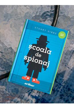 Copertă produs Școala de spionaj (Vol. 1)