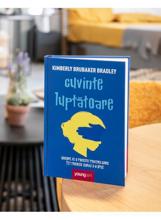 Copertă produs Cuvinte luptătoare - gallery big 4