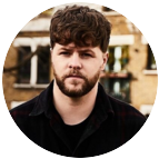 Fotografie autor Jay McGuiness