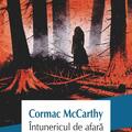 Copertă produs &Icirc;ntunericul de afară - gallery small 
