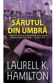 Copertă produs Sărutul din umbră (Vol. 1)
